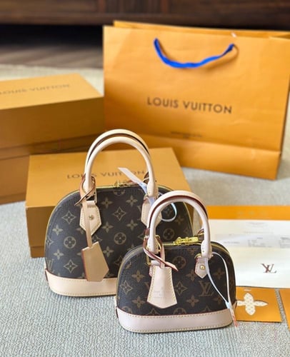 حقيبة بيبي الما جلد لامع LV