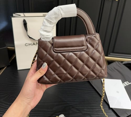 حقيبة كيلي شانيل بني