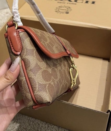 حقيبة كوتش hamptons/ عدة الوان