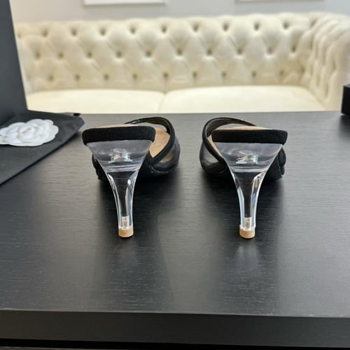 كعب شانيل شانيل | أسود