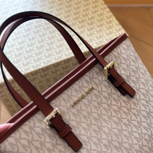 حقيبة مايكل كورس mk