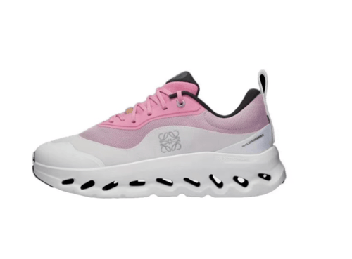 حذاء on تعاون لويفي