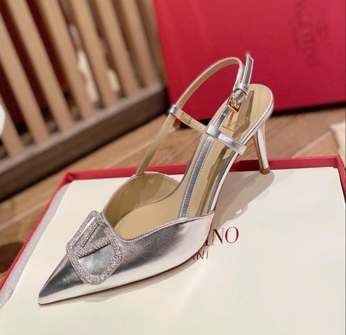 كعب فالنتينو فضي