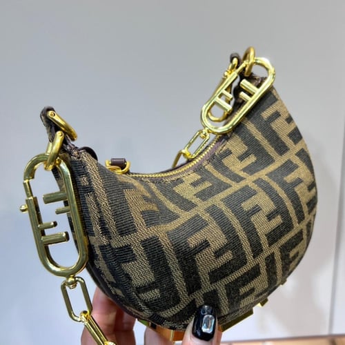 حقيبة فندي Nano Fendigraphy