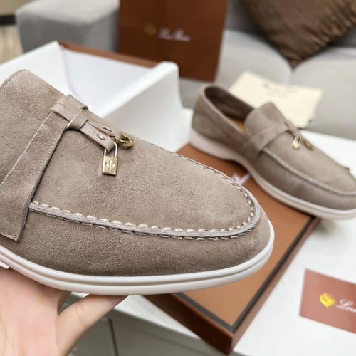 حذاء لوروبيانا 4 الوان