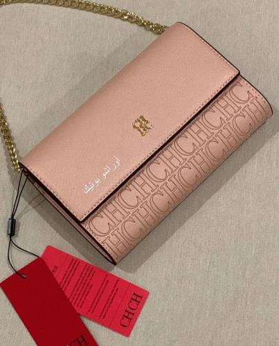 حقيبة كروس ch كارولينا هربرا وردي