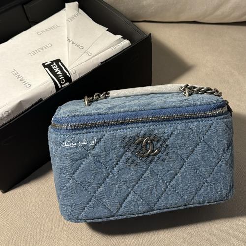 حقيبه شانيل متوفره بلونين