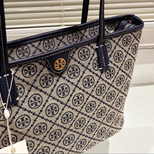 توري بورش كبيرة بلونين