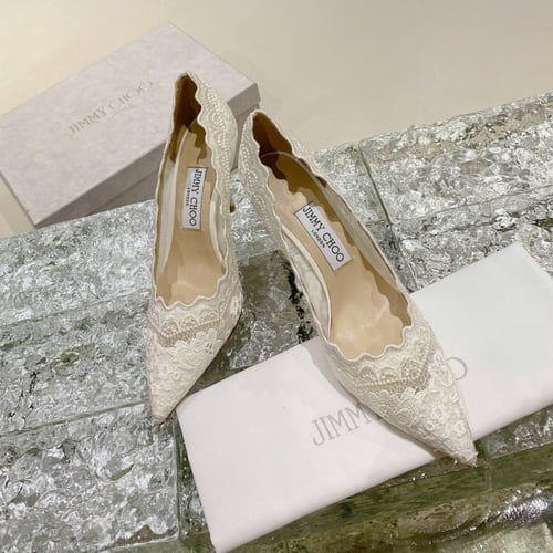 كعب جيمي شو دانتيل ابيض