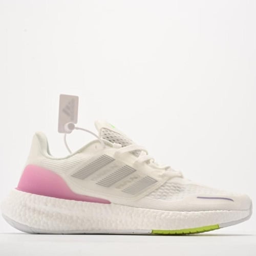 حذاء اديداس قماشي مرن