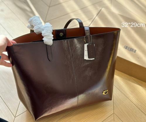 حقيبة coach | عدة الوان