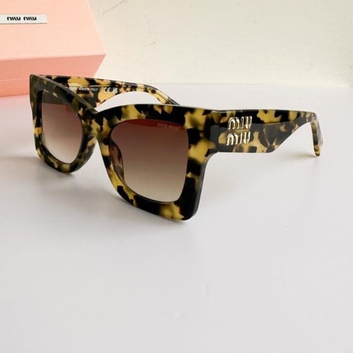 نظارة ميوميو miumiu