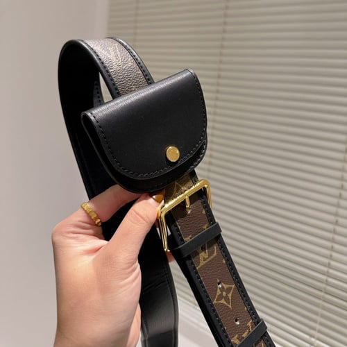 شنطه LV اسود صغير