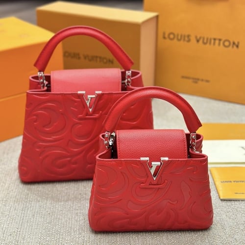 شنطه LV