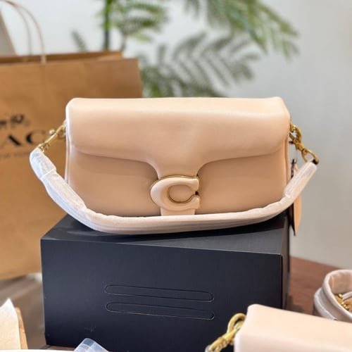 حقيبة كوتش بعدة الوان