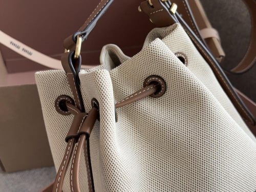 حقيبة ميوميو | Miumiu