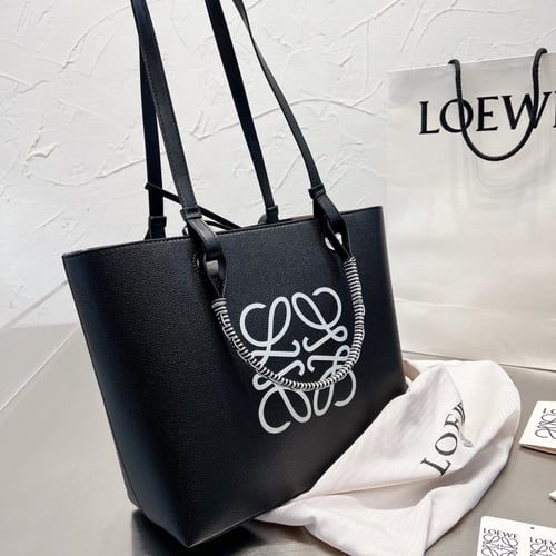 شنطة لويفي 4 الوان