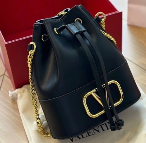 حقيبة فالنتينو| دلو ستراب معدن