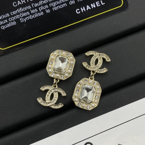 حلق شانيل 10