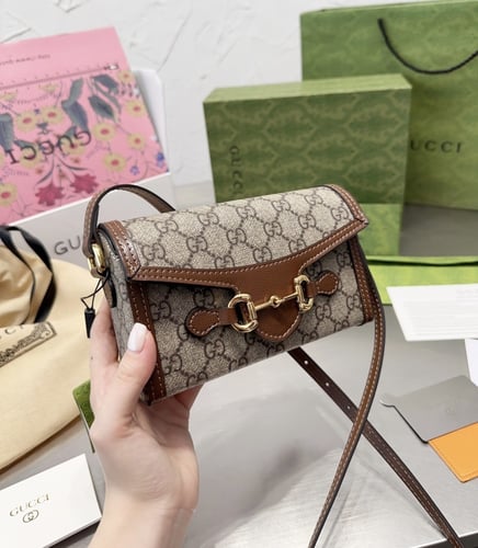 حقيبة غوتشي هورسبت صغيرة