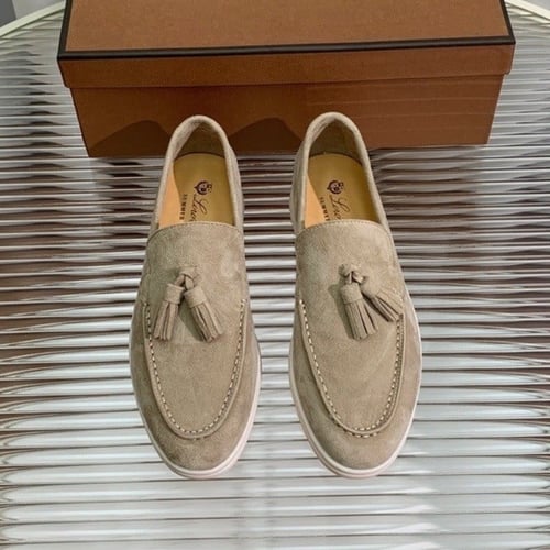 حذاء لورو بيانا