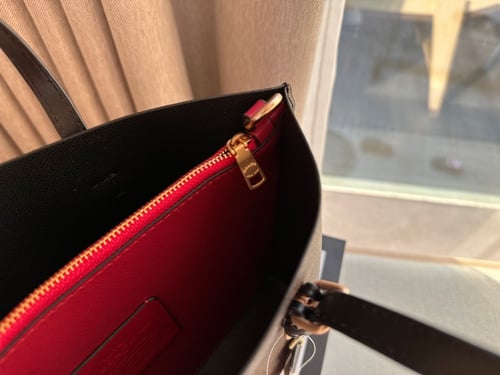 شنطه كوتش بني