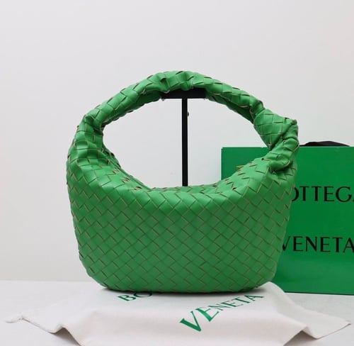 حقيبة بوتيغا | 7 الوان