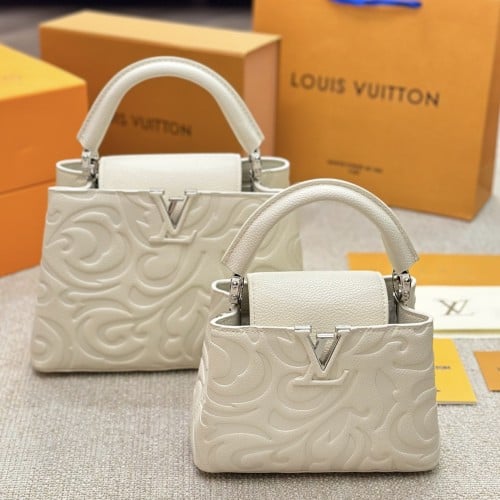 شنطه LV ابيض