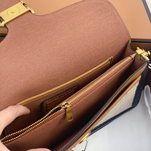 شنطه كوتش/ تابي 26