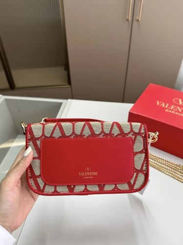 شنطه فالنتينو صغيره