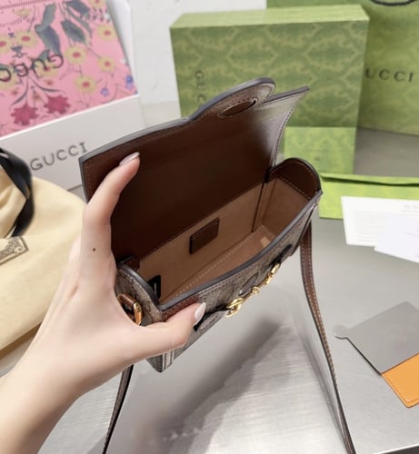 حقيبة غوتشي هورسبت صغيرة