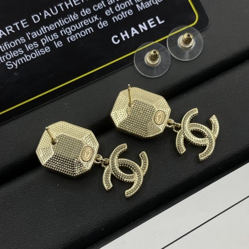 حلق شانيل 10