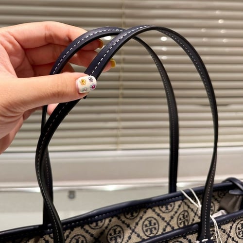 توري بورش كبيرة بلونين