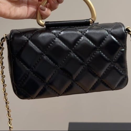 شنطة شانيل صغيرة بلونين