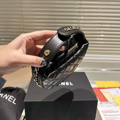 شنطه شانيل 6 الوان