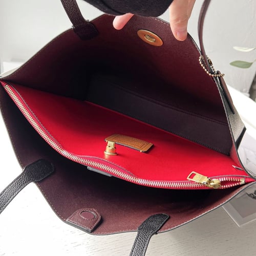 حقيبة كوتش كبيرة أسود