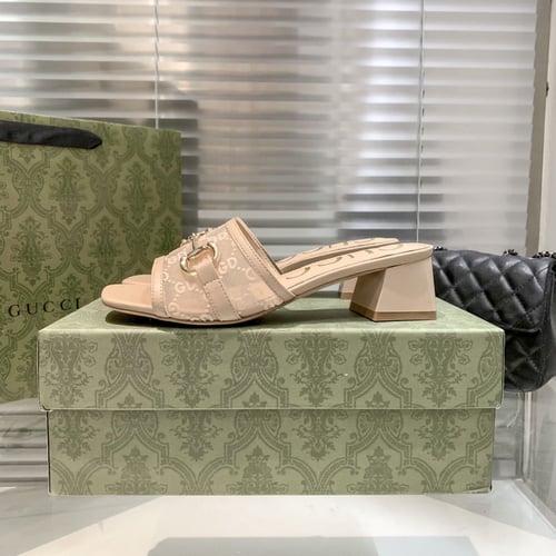 كعب غوتشي 3 الوان