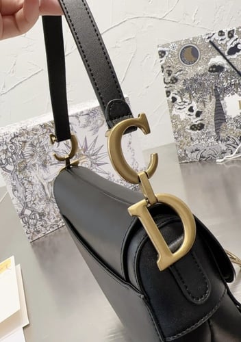 حقيبة ديور سادل كلاسيكية / أسود