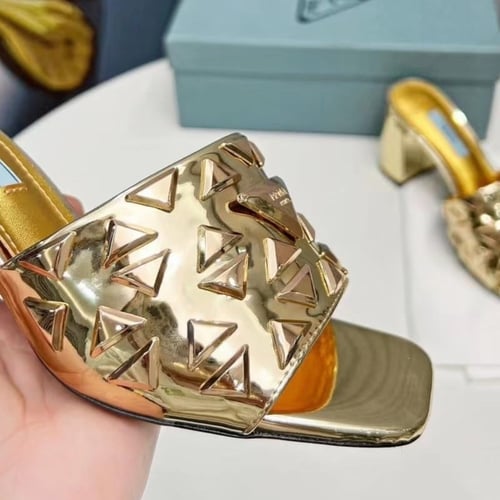 كعب برادا 3 الوان