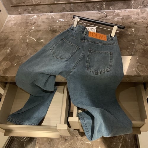 بنطلون جينز لويفي