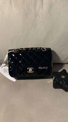 حقيبة شانيل باللون الأسود