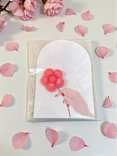 توزيعات شموع عطريه لكافة المناسبات ( السعر للحبه )