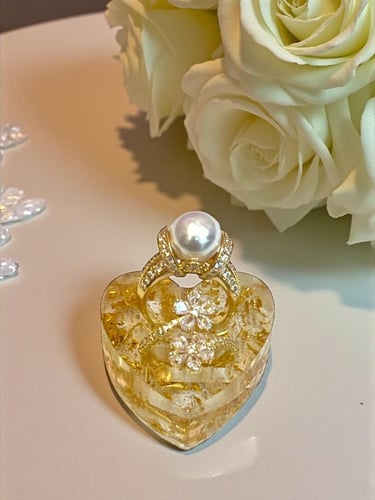 حامل خواتم (للعرسان)