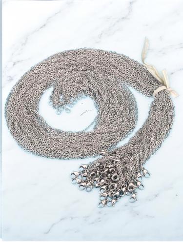 سلاسل من الفولاذ مقاومه للصدا ( السعر للحبه )