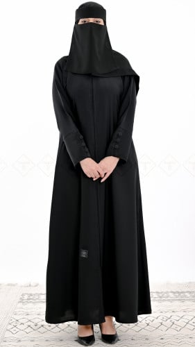 عباية سوداء للدوام