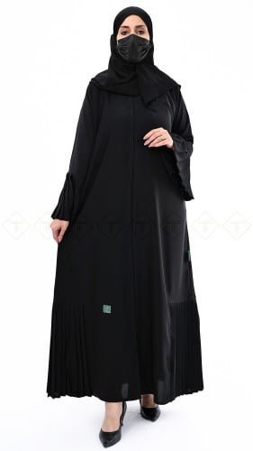 عبايه عليها كسرات