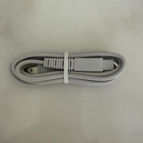 محتويات جهاز خيط الأسنان المائي h2ofloss