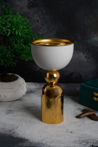 مبخرة لون ابيض بقاعدة ذهبي فاخرة