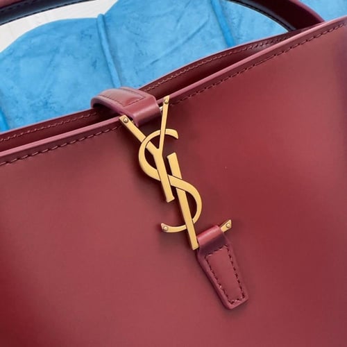 شنطة سان لوران