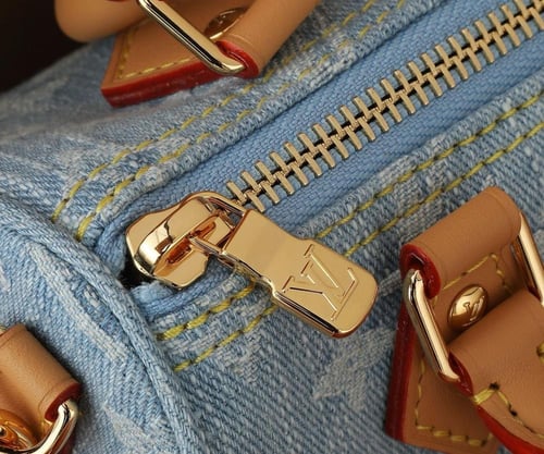 شنطة ال في 16cm